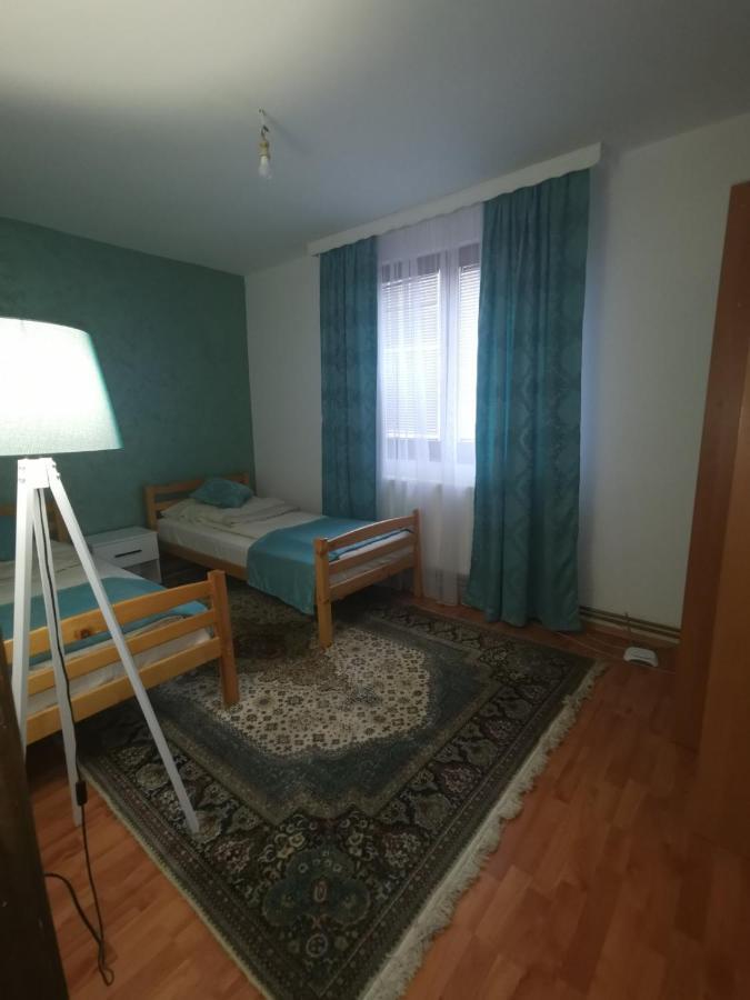 Ferienwohnung Apartman Lara 2 Foca Exterior foto